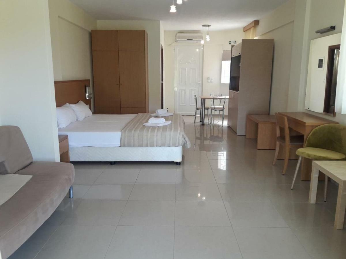 Aparthotel Alex House Zacharo Exterior foto